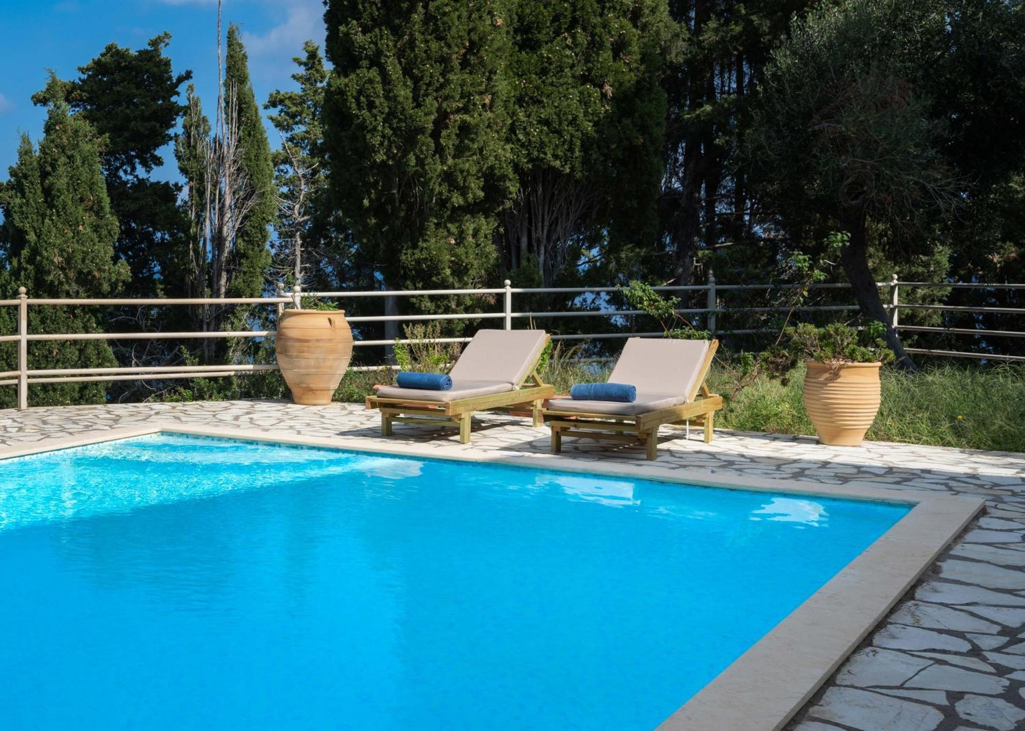 Pangolas Apartments Paxos Longos  Exterior photo